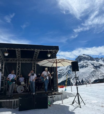 Fulminantes Saisons-Finale in der Mohnefluh, Hotel Oberlech